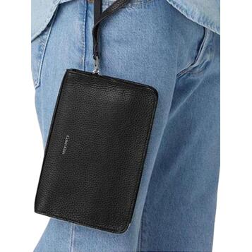 Ανδρικό Πουγγί Calvin Klein Foil Emboss Small Washbag Black LV04D1153G-UB1