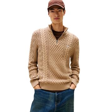 Ανδρικό Πουλόβερ Tommy Jeans TJM Slim Badge Cable Qrtr Zip Coastal Taupe Tonal DM0DM22103-0HD