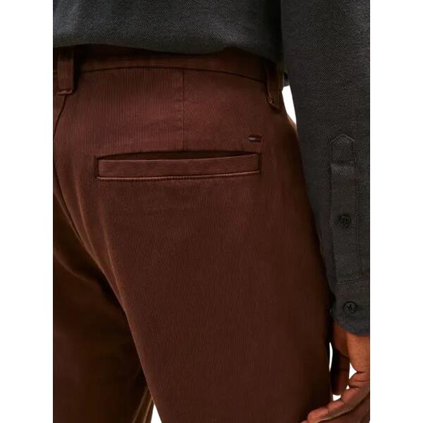 Ανδρικό Παντελόνι Tommy Jeans Sonny Cotton Dobby Chino Rich Brown DM0DM22001-GS732