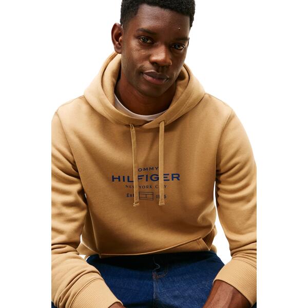 Ανδρικό Φούτερ Tommy Hilfiger Oval Graphic Hoodie Timeless Camel MW0MW40864-GV7
